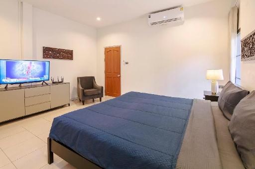 Pattaya Hill Minutes From The Beach Cityroomsrooms Image 77