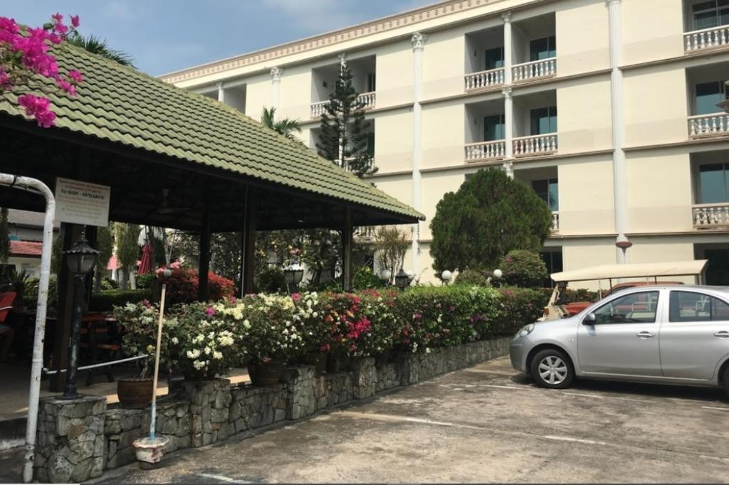 Romeo Palace HotelpropertyviewsEntrance13