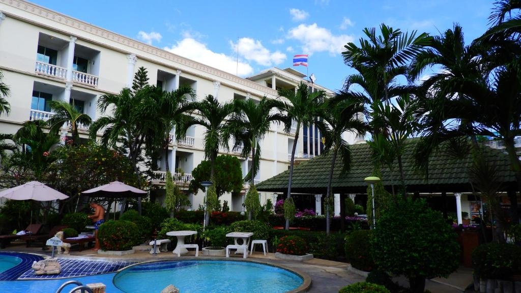 Romeo Palace HotelpropertyviewsExterior View7