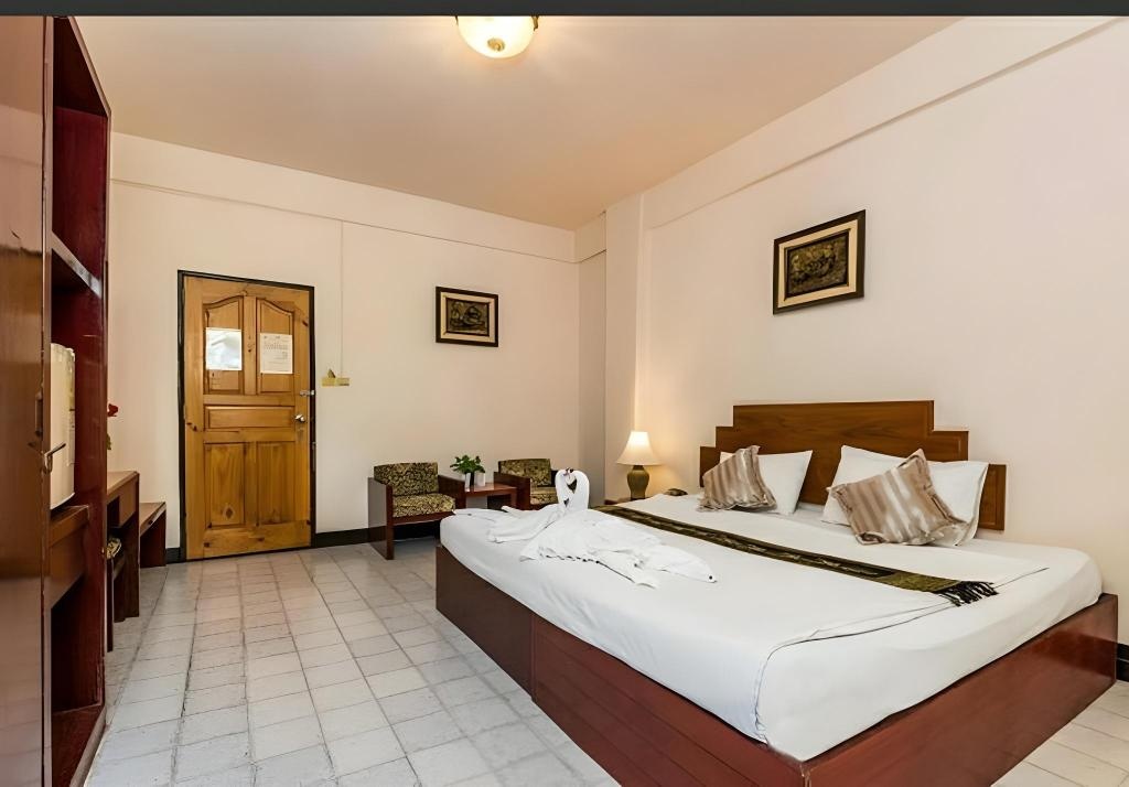 Romeo Palace Hotelroomsrooms Image 1616