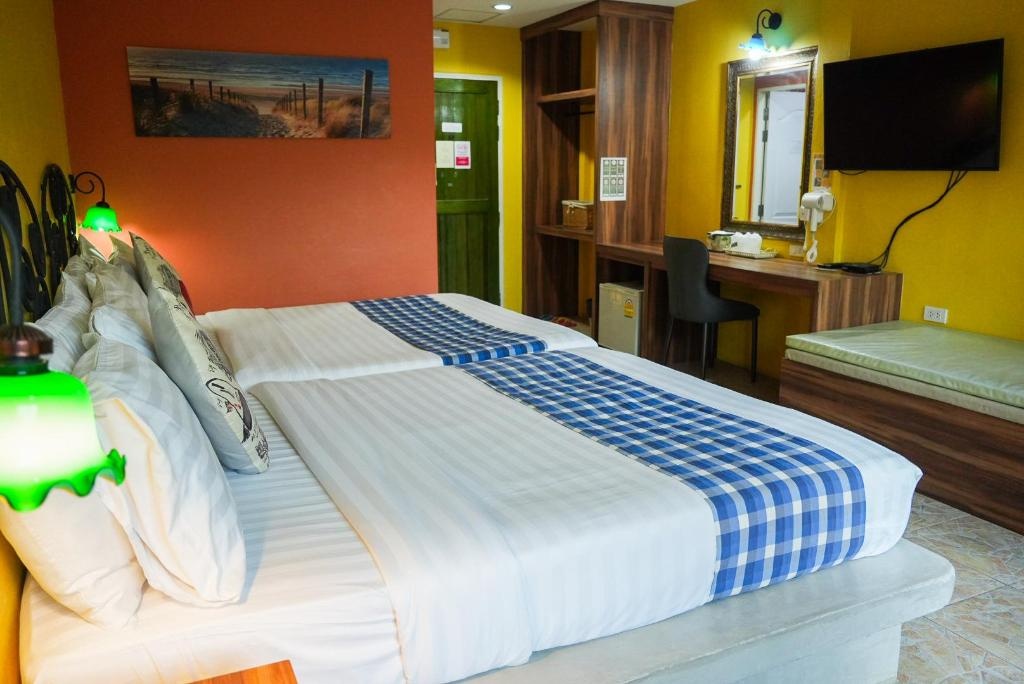 The Castello ResortroomsClassic Double Room With Balcony Guestroom13