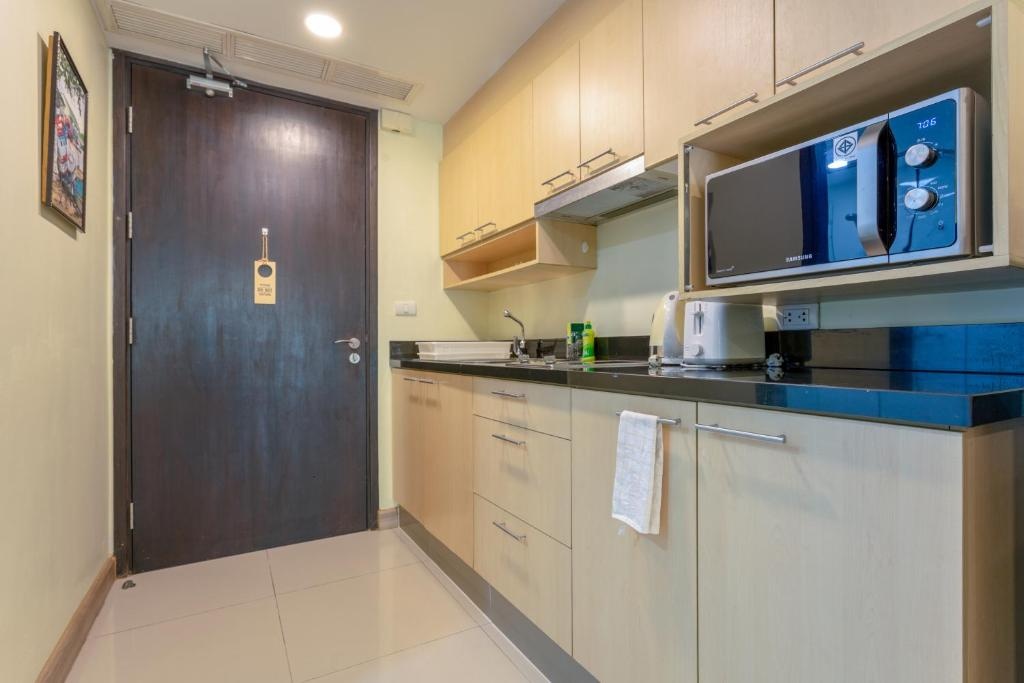 Citismart Luxury ApartmentsfacilitiesKitchen23