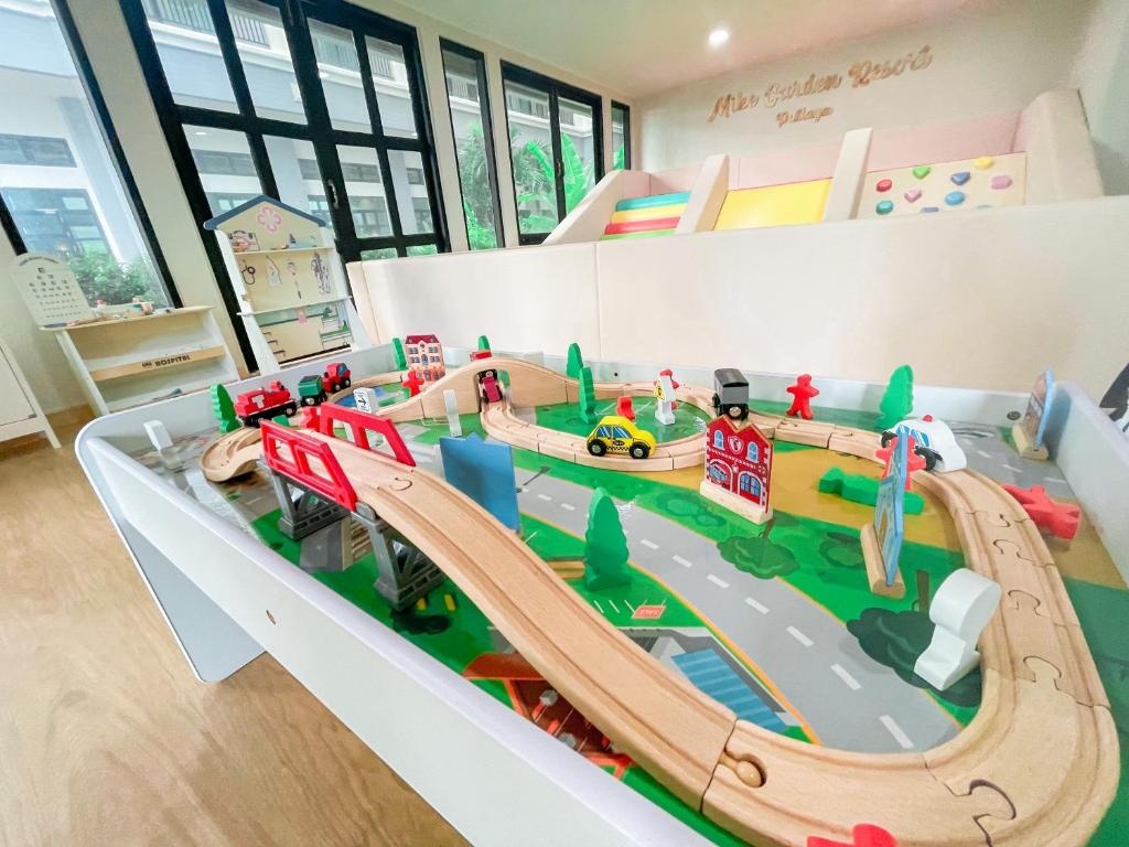 Mike Garden Resort HotelfacilitiesKids Club16