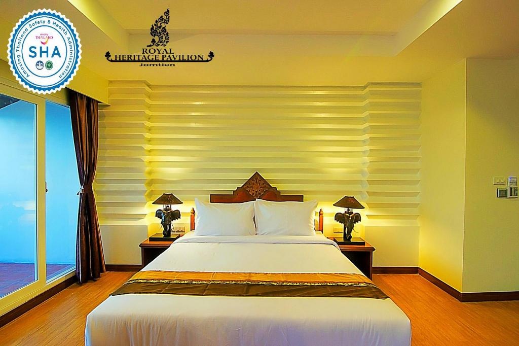 Royal Heritage Pavilion Jomtien HotelroomsSuite Special Offer Guestroom19
