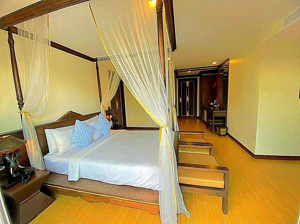 Royal Heritage Pavilion Jomtien Hotelroomsrooms Image 4444