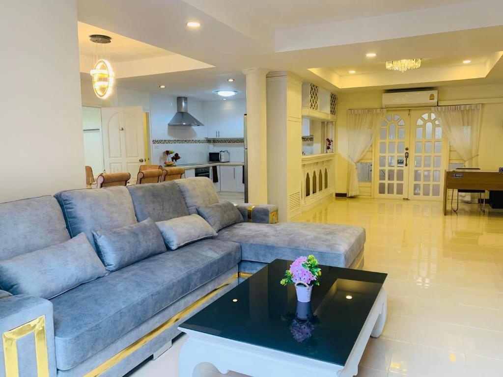Grand Condo Orchid Pool Villa 350meter From Beachroomsrooms Image 66