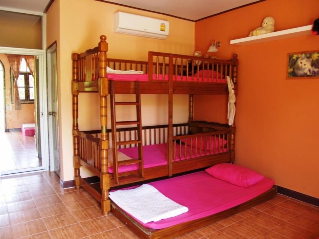 Cowboy Farm Resort Pattayaroomsrooms Image 1010