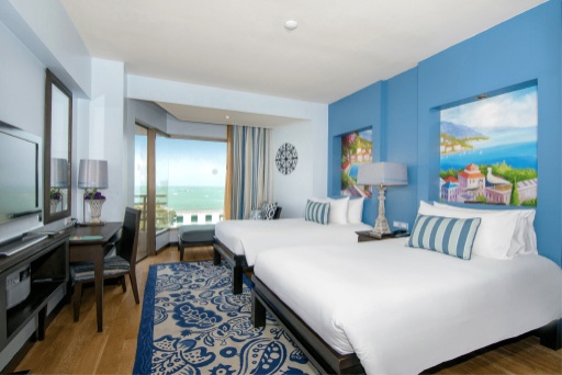 The Bayview Hotel PattayaroomsDeluxe Sea View Twin Bed View5