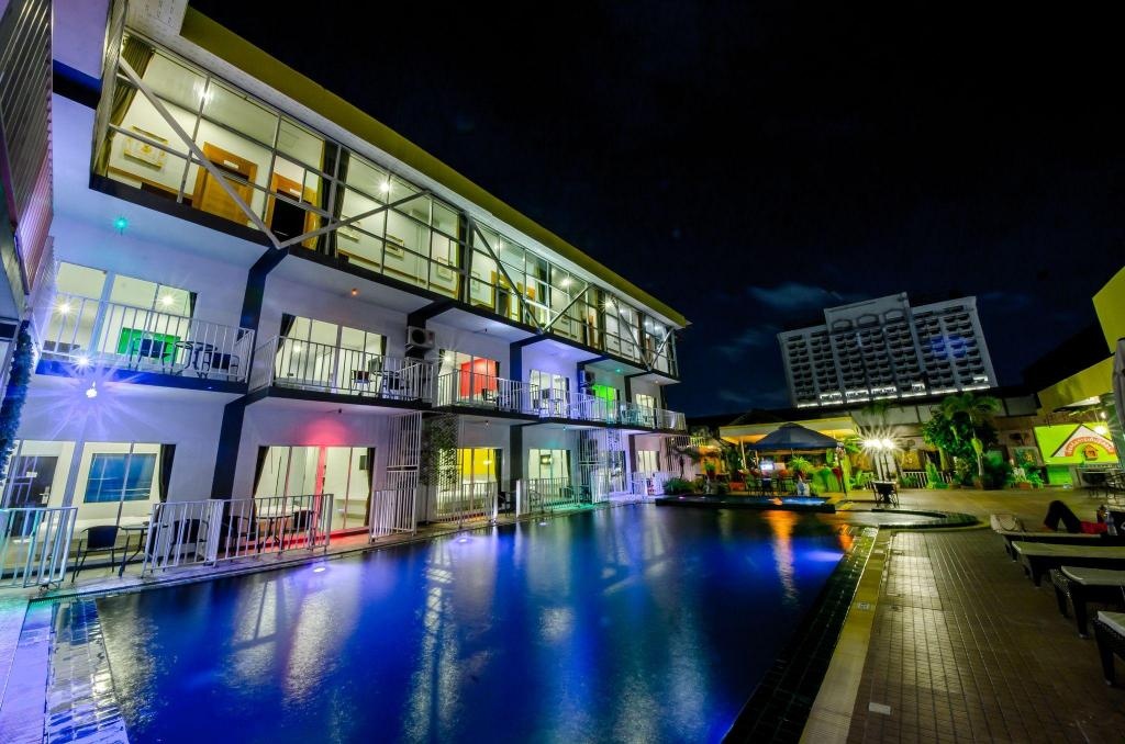 Anantra Pattaya Resort By CPGfacilitiesSwimming Pool23