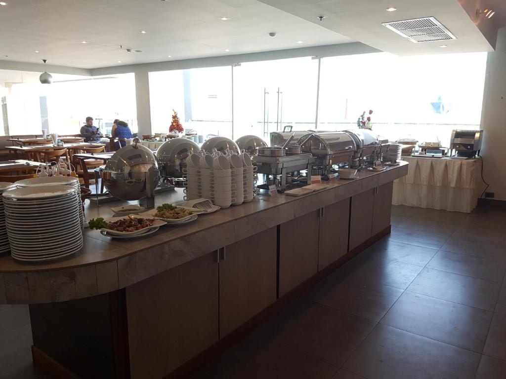 Balihai Bay Residencediningdining Image 11