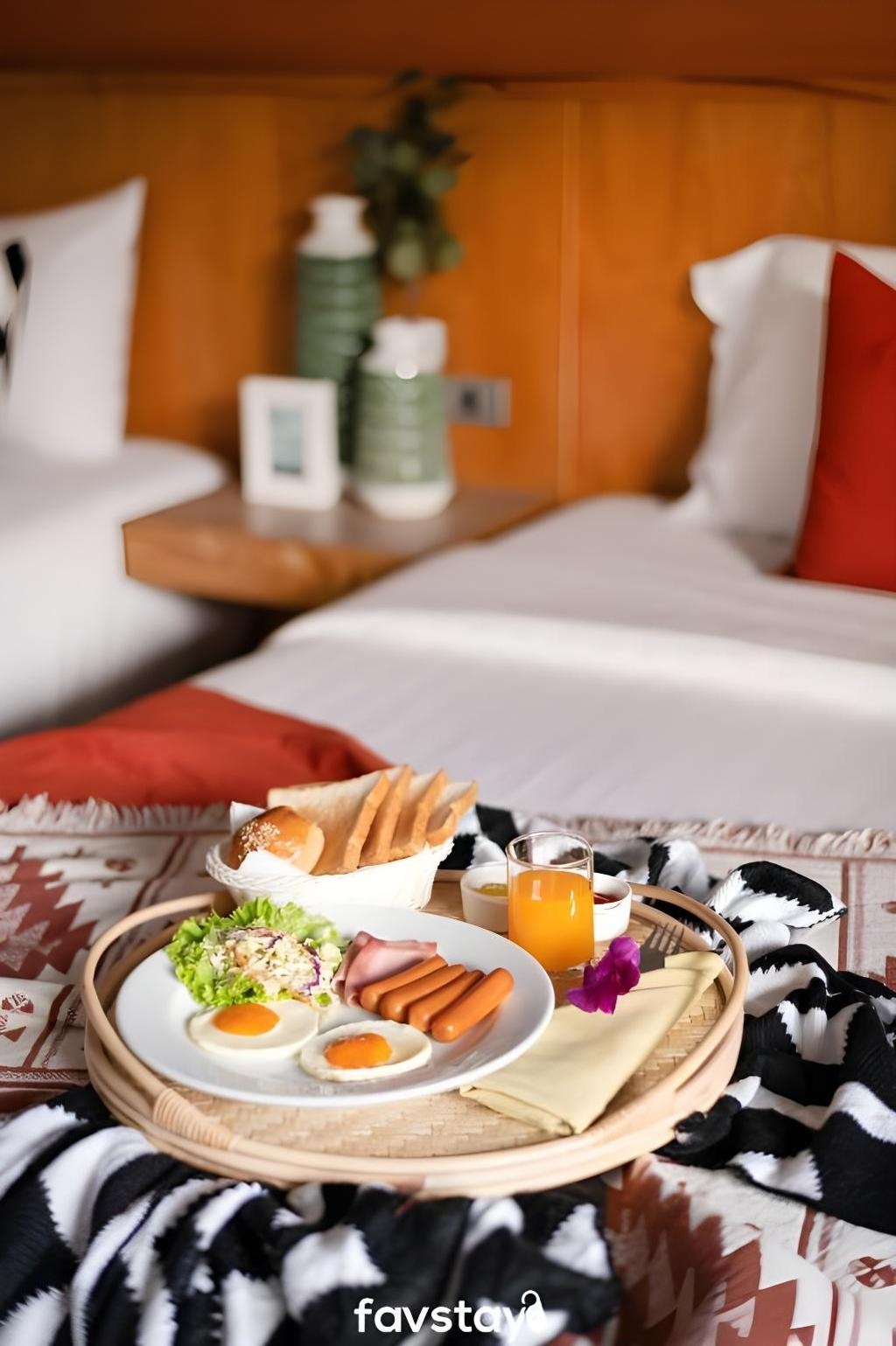 Balihai Bay Residencediningdining Image 77