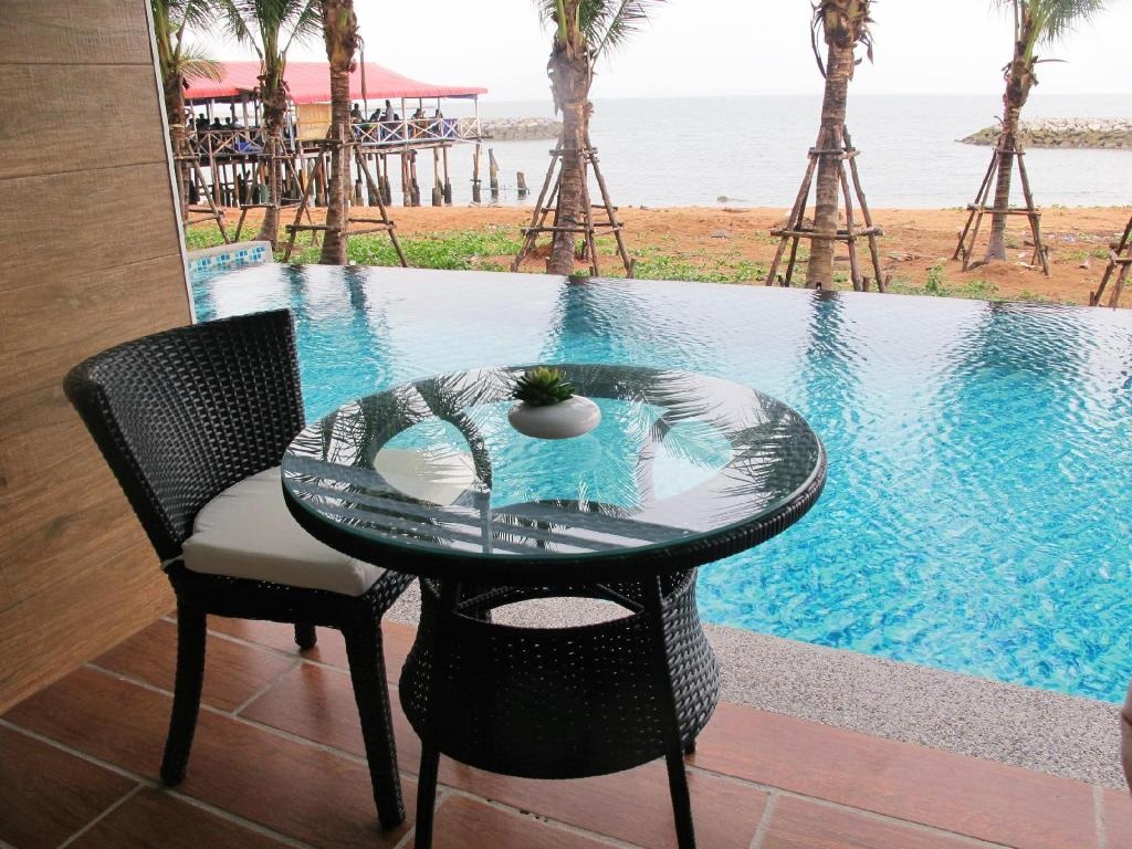 Nantra Pattaya Baan Ampoe BeachfacilitiesSwimming Pool10