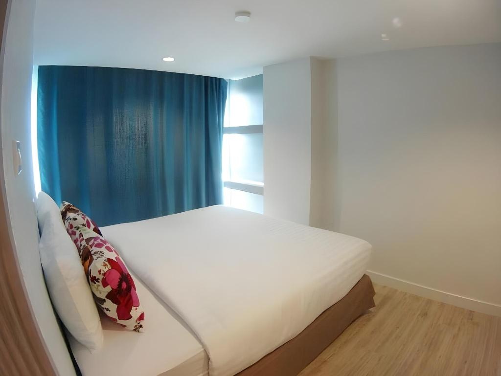 Nantra Pattaya Baan Ampoe Beachrooms1 Bedroom Suite Ocean View4