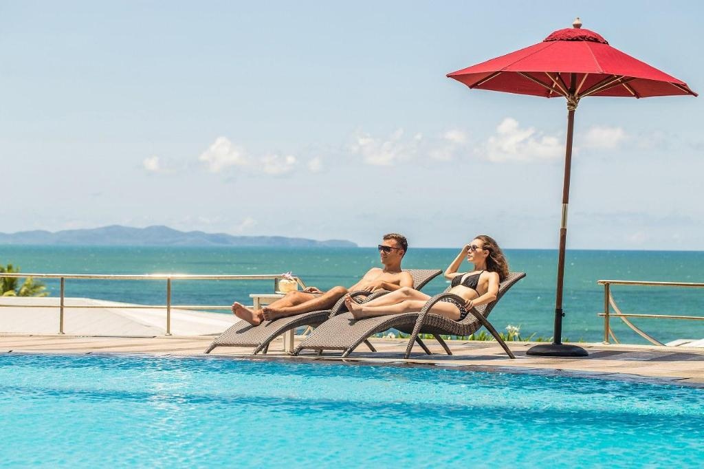 D Varee Jomtien Beach Pattaya Hotel  Facilities  Swimming Pool Outdoor 36