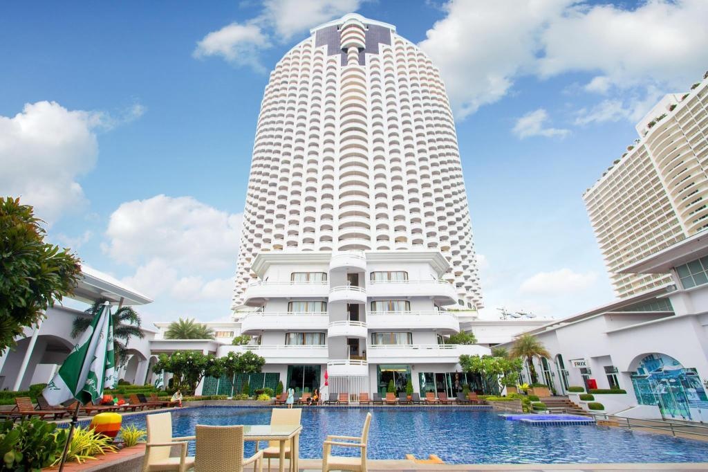 D Varee Jomtien Beach Pattaya Hotel  Property Views  Exterior View 7