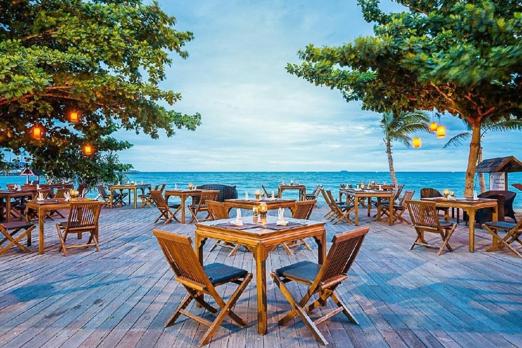 Dor Shada Resort By The SeadiningRestaurant2