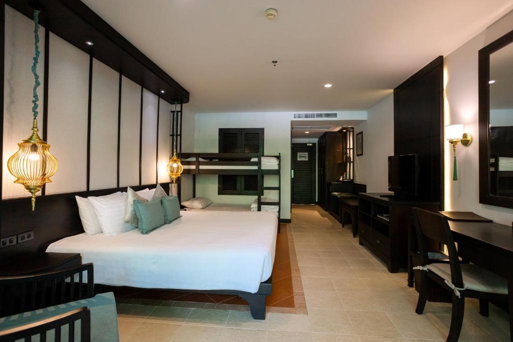 Ravindra Beach Resort And Sparoomsrooms Image 1818