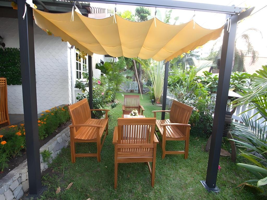Oasis Pool VillapropertyviewsExterior View10