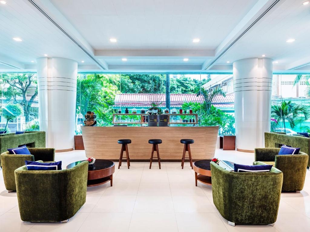 A One New Wing HotelpropertyviewsLobby2