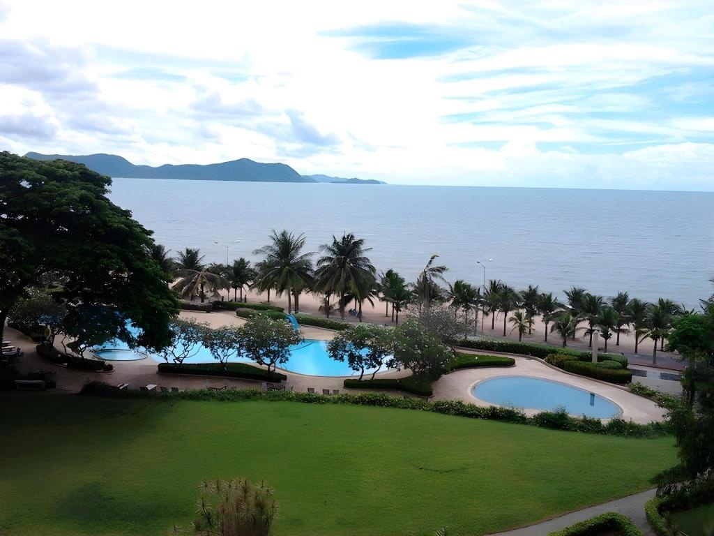 Baan Somprasong Condominium PattayapropertyviewsExterior View2