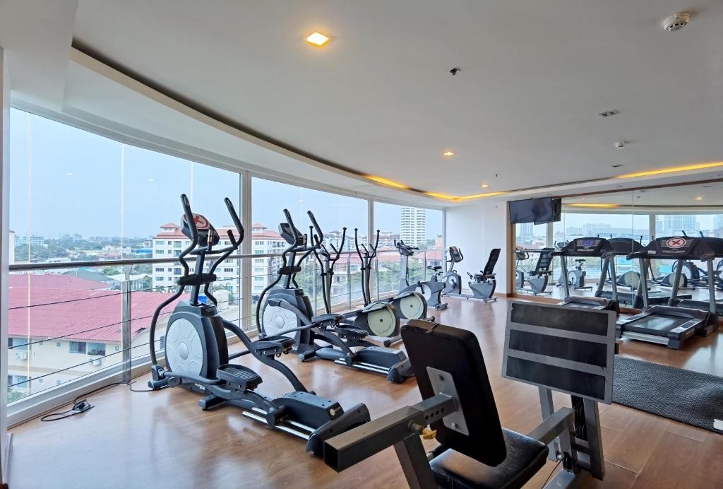 Nova Suites Pattaya By Compass HospitalityfacilitiesFitness Center14