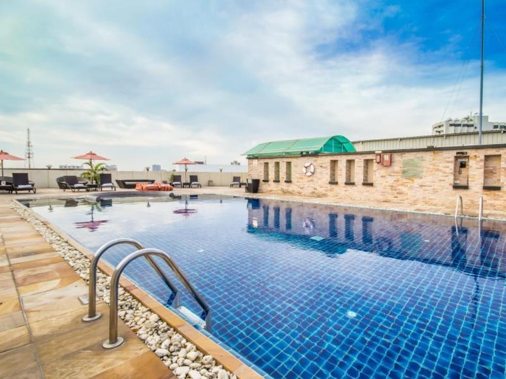 Nova Suites Pattaya By Compass HospitalityfacilitiesSwimming Pool Outdoor9