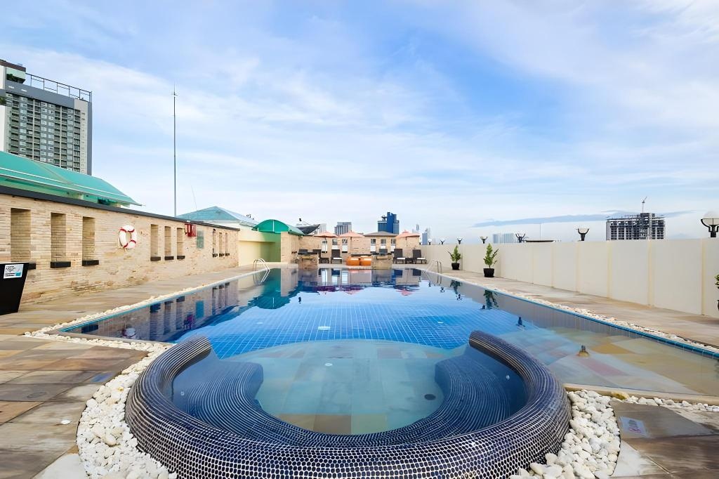 Nova Suites Pattaya By Compass Hospitalityfacilitiesfacilities Image 44