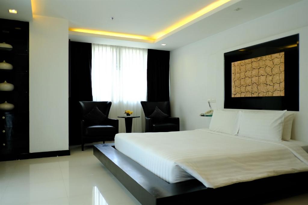 Nova Suites Pattaya By Compass HospitalitypropertyviewsView10