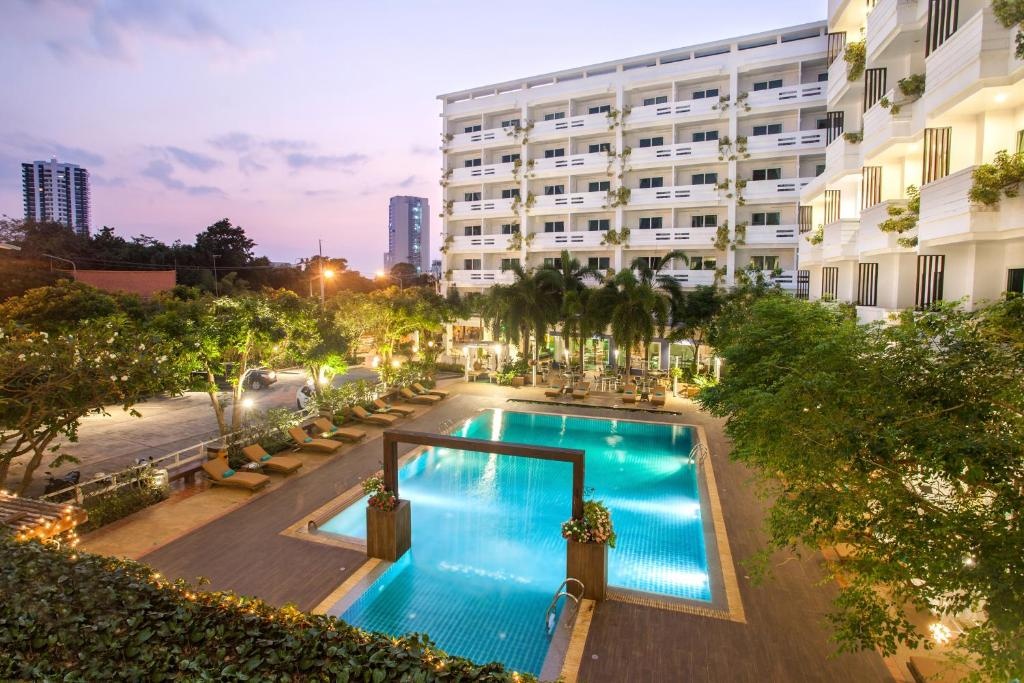Hill Fresco HotelfacilitiesSwimming Pool11