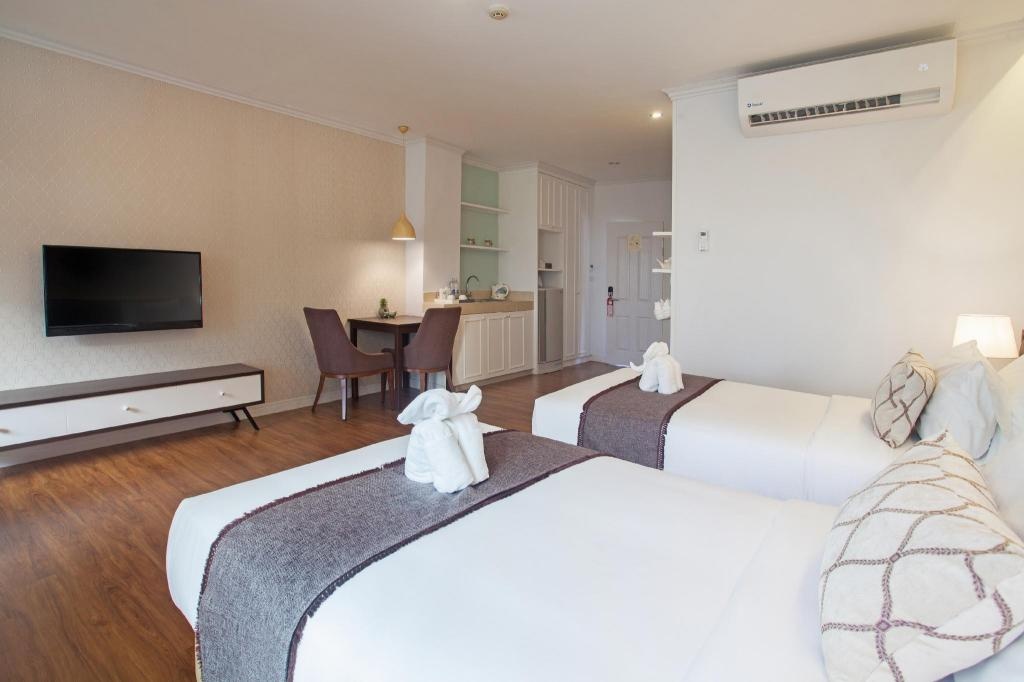 Hill Fresco HotelroomsPremiere Room Room Plan5