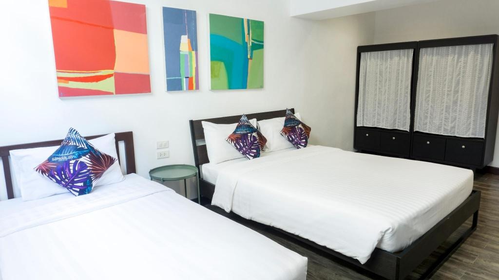Sandalay Resort PattayaroomsJacuzzi Suite Guestroom12