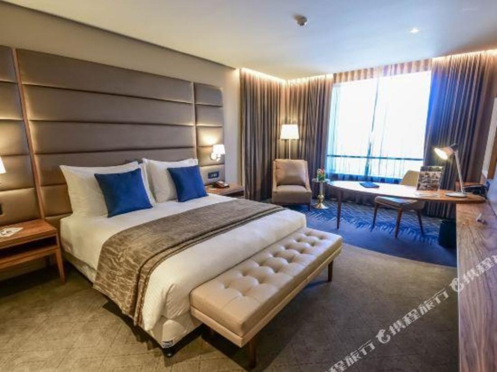 Hotel 2 Fevrier Lome  Rooms  Junior Suite 2