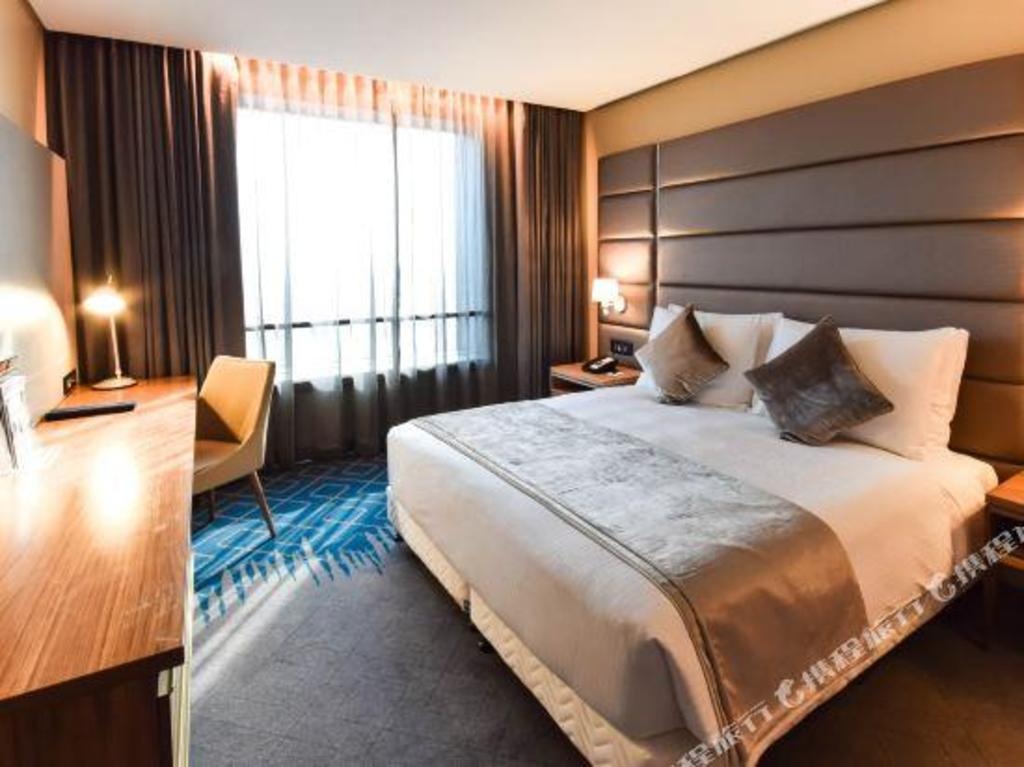 Hotel 2 Fevrier Lome  Rooms  Standard Apartment 9