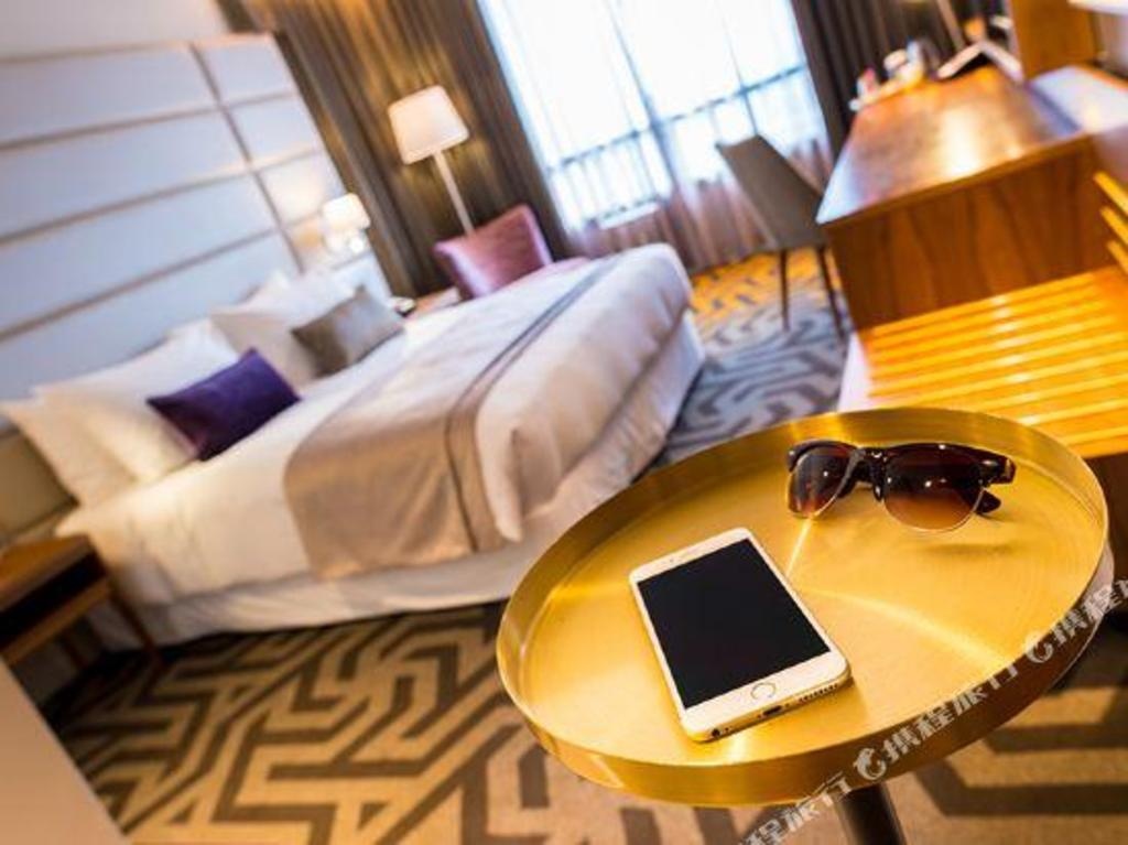 Hotel 2 Fevrier Lome  Rooms  Standard King Room 31