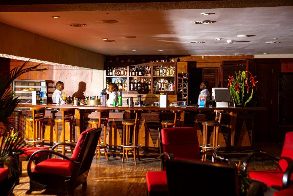 Hotel Sarakawa  Dining  Food And Beverages 1