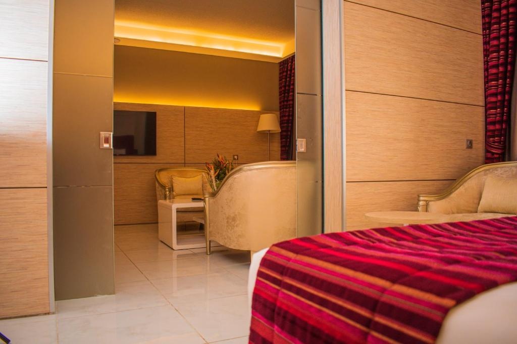 Hotel Sarakawa  Rooms  Junior Suite 9