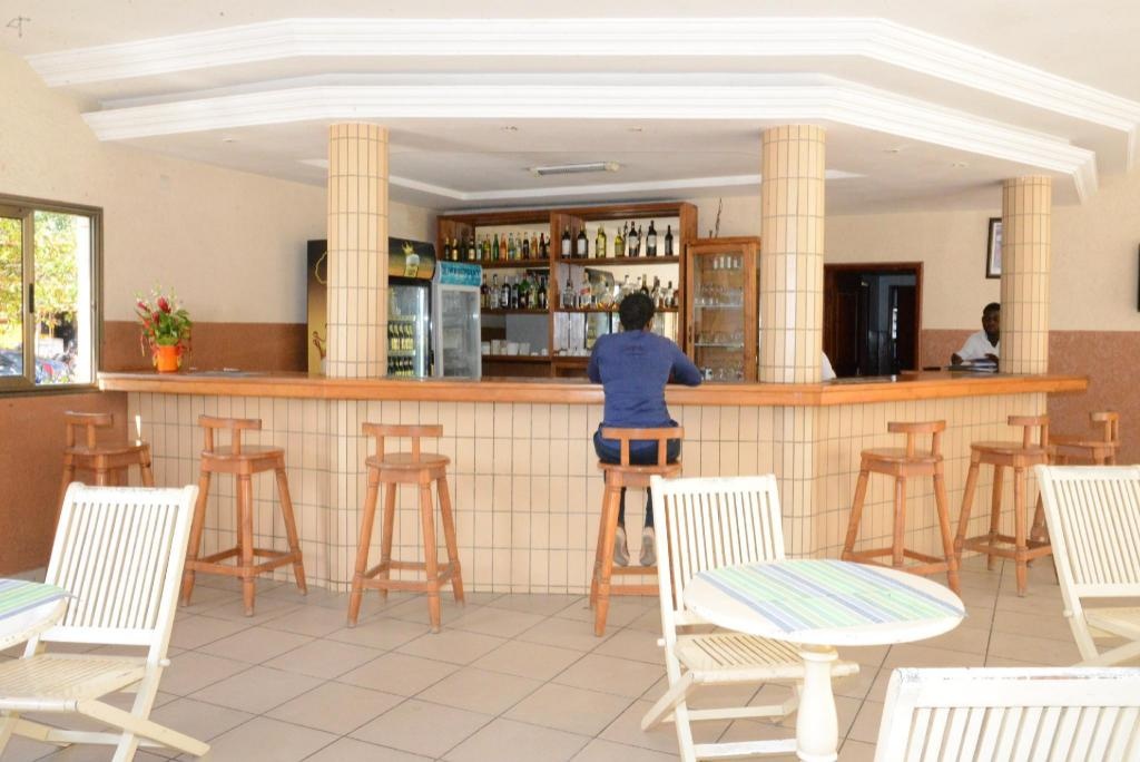 Hotel Ghis Palace  Facilities  Barlounge 11