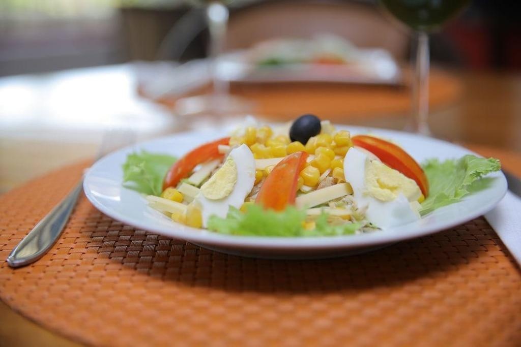Hotel Ibis Lome Centre  Dining  Dining Image 2 2