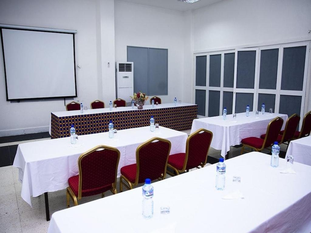 Hotel Ibis Lome Centre  Facilities  Facilities Image 4 4