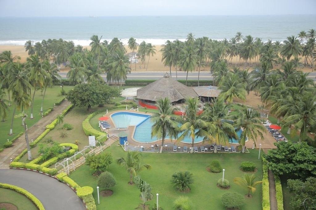 Hotel Ibis Lome Centre  Property Views  Property Views Image 3 3