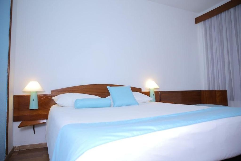 Hotel Ibis Lome Centre  Rooms  Rooms Image 2 2