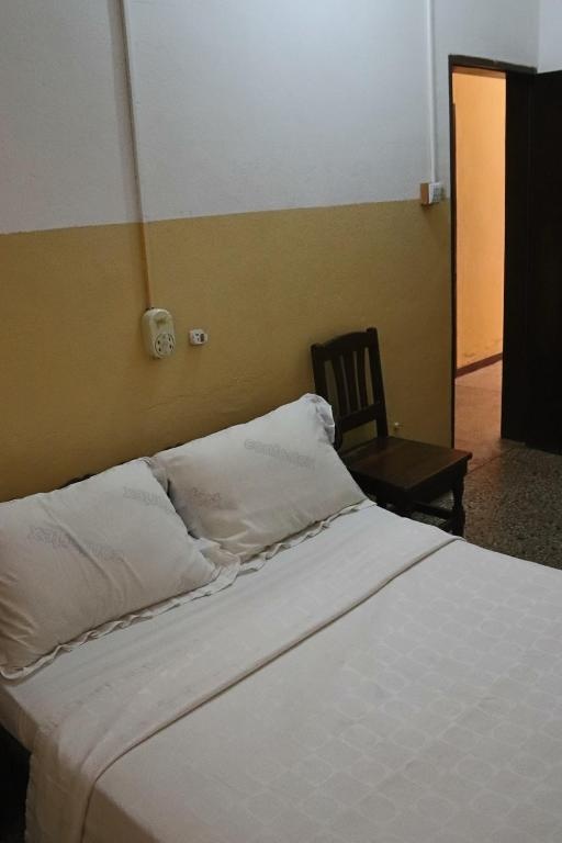 Hotel Aurore Lome  Rooms  Rooms Image 22 22