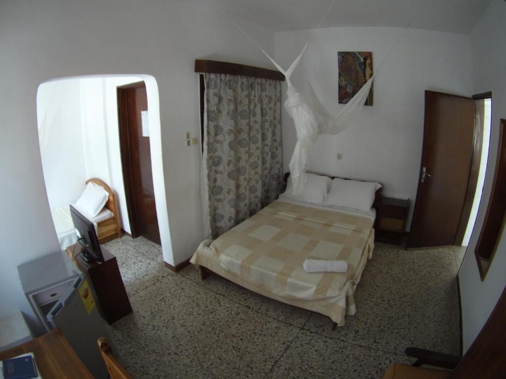 Hotel Aurore Lome  Rooms  Rooms Image 7 7