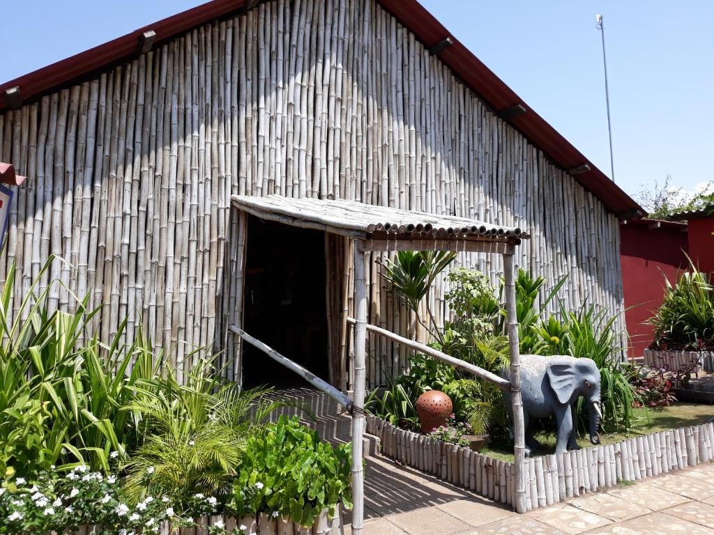 Hotel Robinson Plage  Property Views  Entrance 9