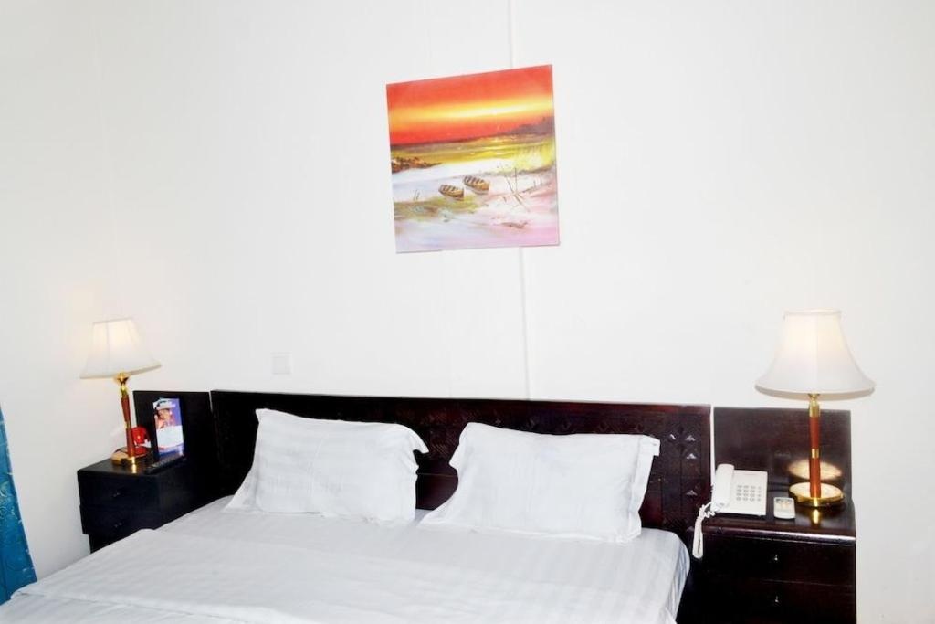 Hotel Magnificat  Rooms  Rooms Image 6 6