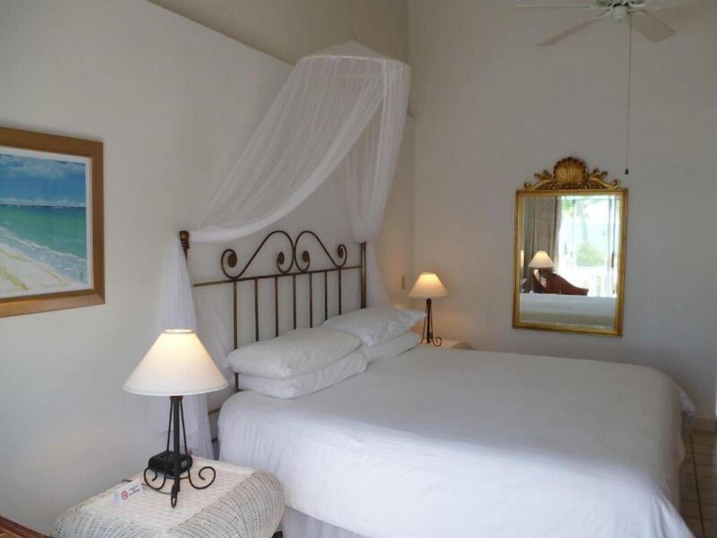 Sibonne Beach Hotel  Rooms  Rooms Image 8 8