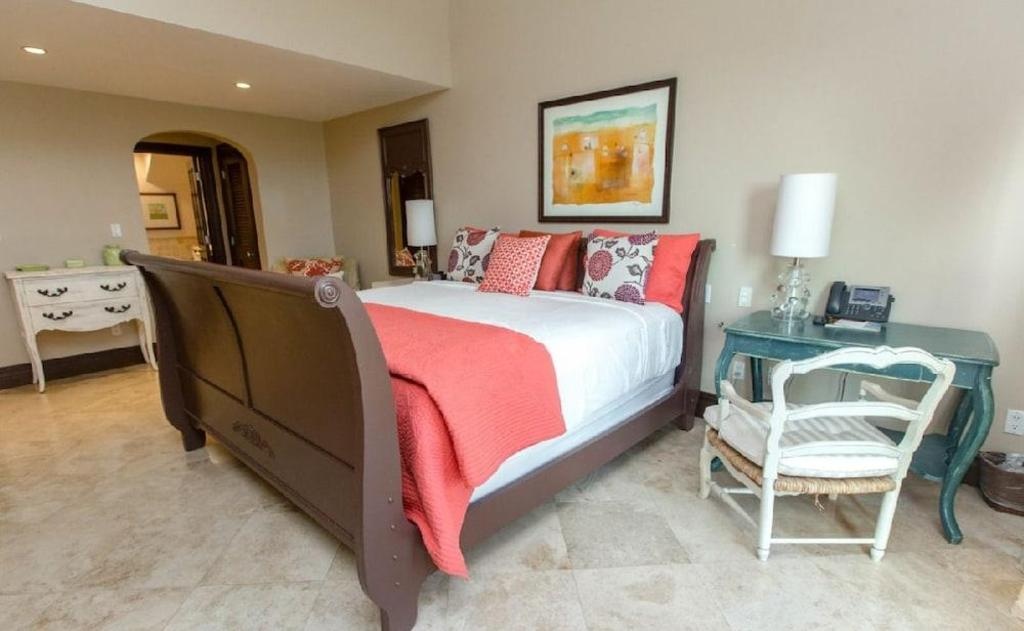 The Somerset On Grace Bay  Rooms  Rooms Image 15 15