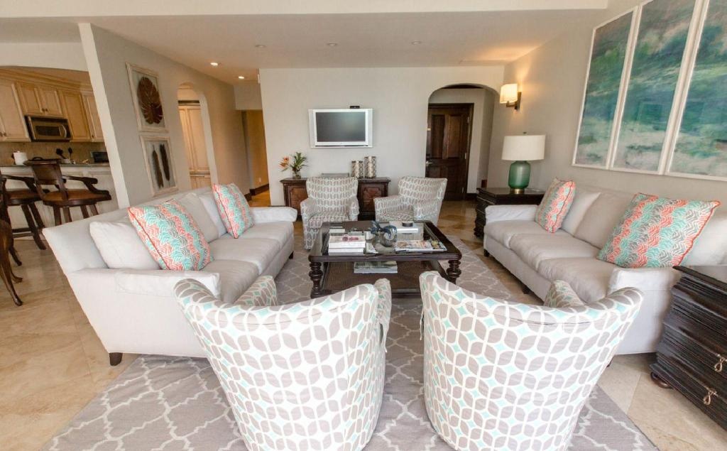The Somerset On Grace Bay  Rooms  Rooms Image 16 16