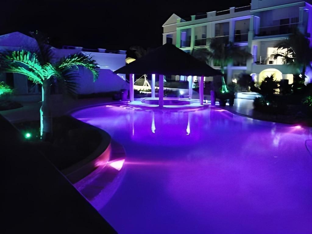The Atrium Resort  Facilities  Swimming Pool 18