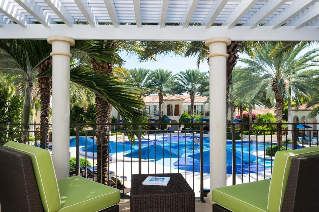 The Regent Grand  Facilities  Balconyterrace 3